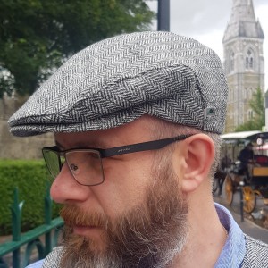 Traditional Irish Tweed Flat Cap - Paddy Cap - Newsboy Cap - Black & White Herringbone - 100% Pure New Wool - Padded - HANDMADE IN IRELAND