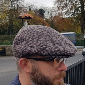 Traditional Irish tweed flat cap - brown herringbone - 100% wool -padded - ready for shipping -HANDMADE IN IRELAND