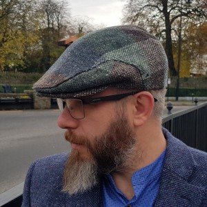 Traditional Irish tweed flat cap - brown/green check - 100% wool -padded - ready for shipping -HANDMADE IN IRELAND