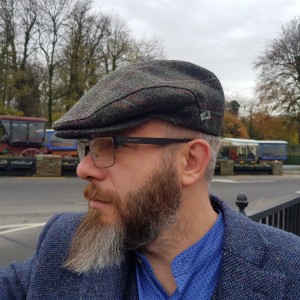 Traditional Irish Tweed Flat Cap - Paddy Cap - Green/Red/Blue Tartan/ Plaid/ Check - 100% Pure New Wool - Padded - HANDMADE IN IRELAND